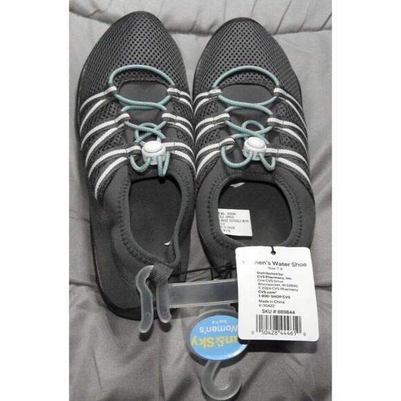 Lot of 9 Sun&Sky Mesh Water Shoes for Women, Men, & Kids - Various Sizes Include - Picture 11 of 16
